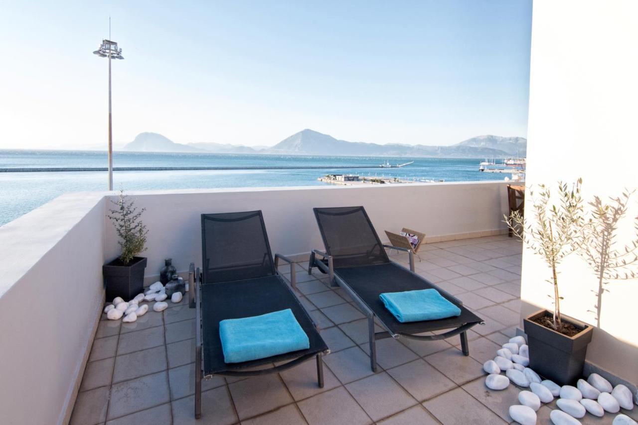 Appartamento Majestic Penthouse In The Heart Of Patra Esterno foto