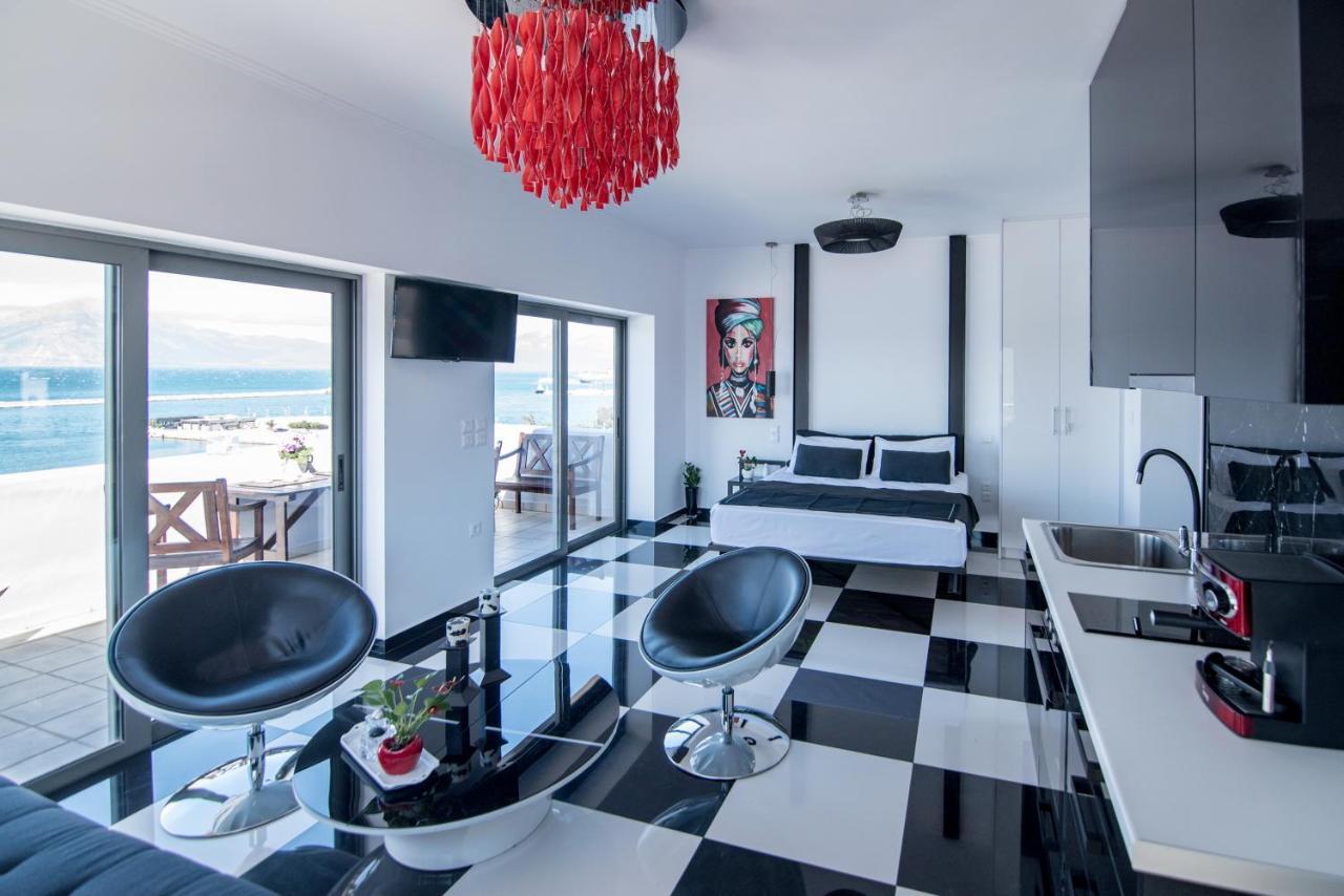 Appartamento Majestic Penthouse In The Heart Of Patra Esterno foto