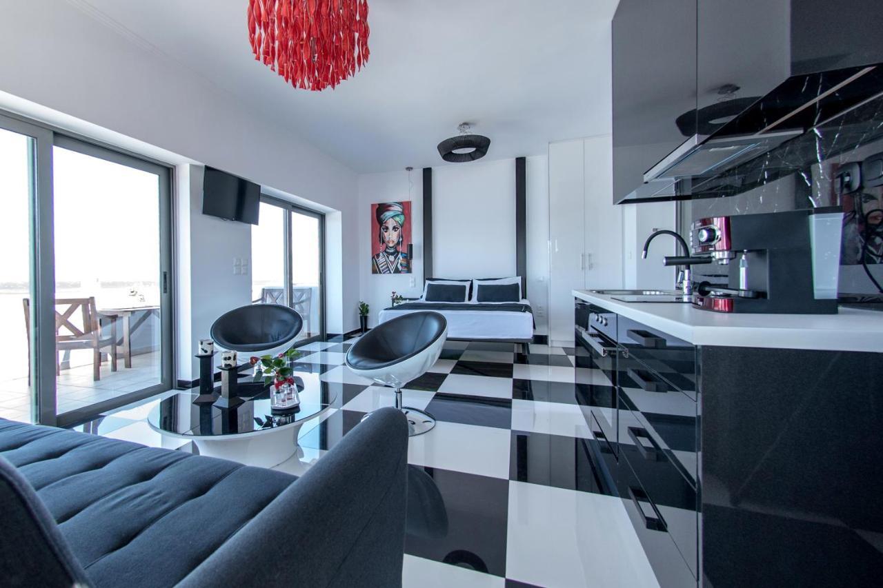 Appartamento Majestic Penthouse In The Heart Of Patra Esterno foto