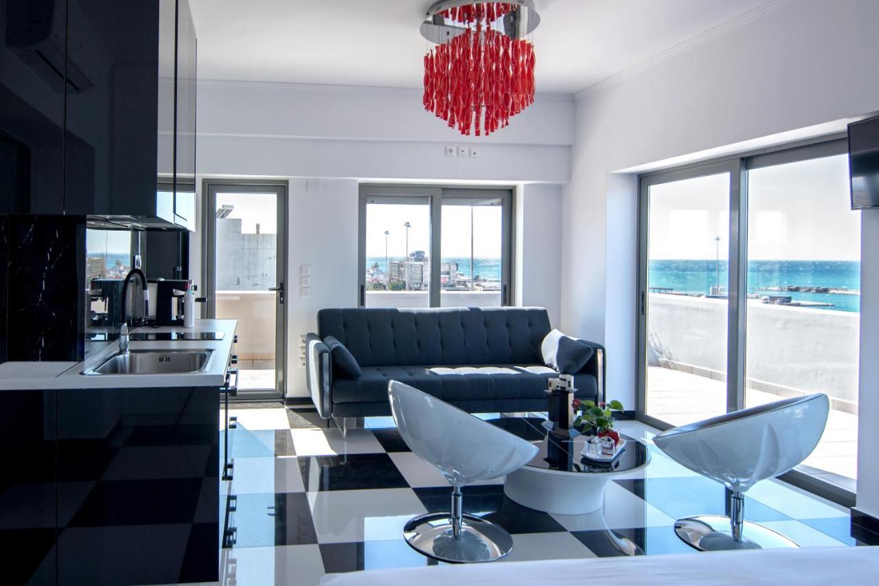 Appartamento Majestic Penthouse In The Heart Of Patra Esterno foto