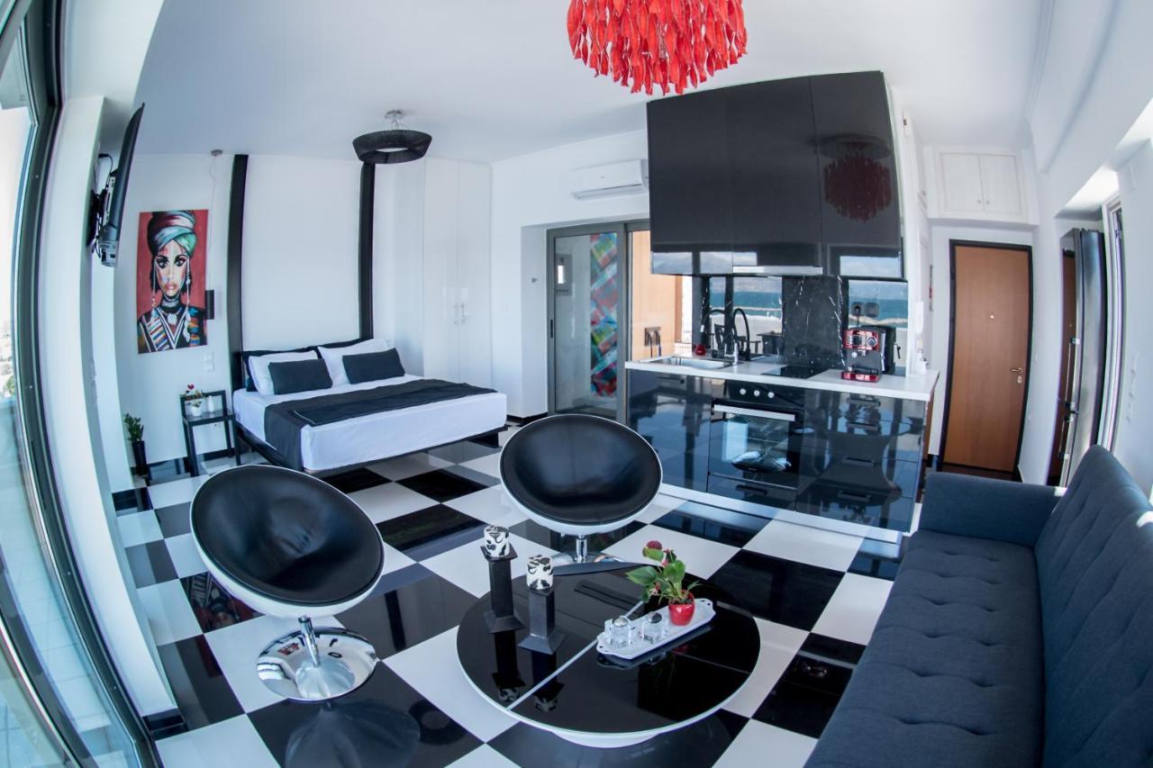 Appartamento Majestic Penthouse In The Heart Of Patra Esterno foto